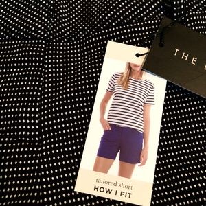 The Limited new women’s black w dots shorts